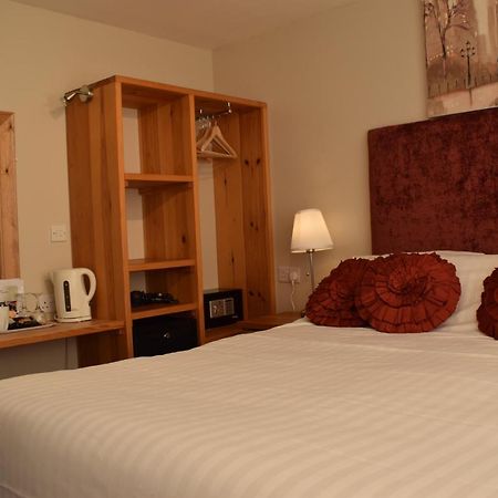 Castle Green Bed And Breakfast アッシュボーン エクステリア 写真