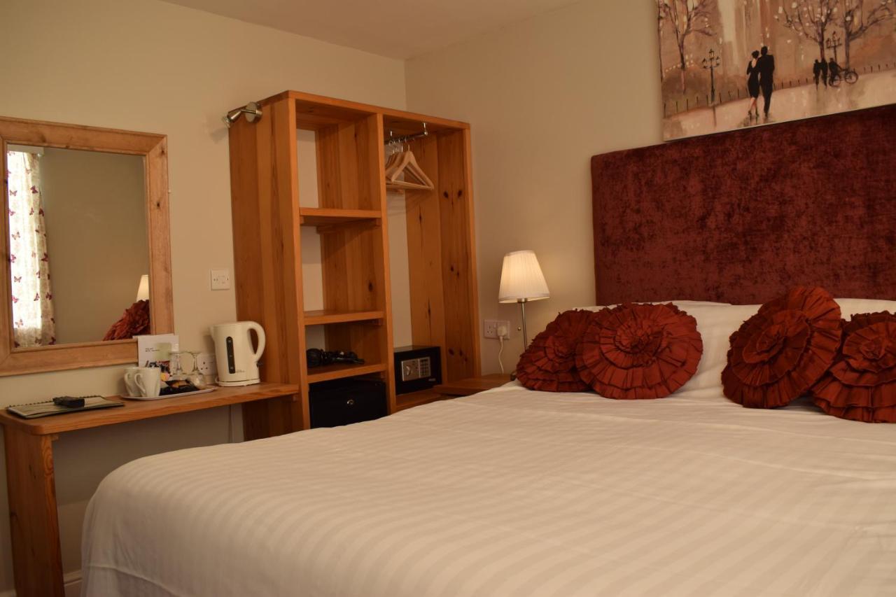 Castle Green Bed And Breakfast アッシュボーン エクステリア 写真